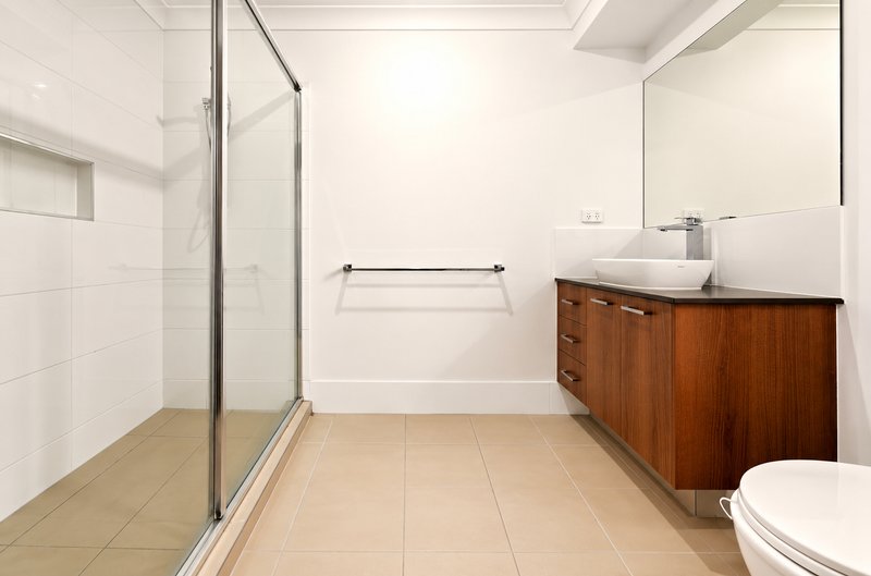 Photo - 6 Elite Crescent, Narangba QLD 4504 - Image 5
