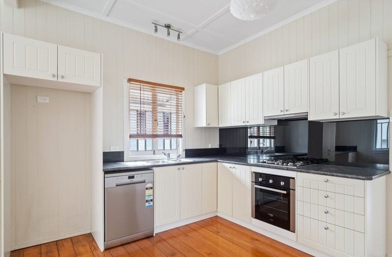 Photo - 6 Eliza Street, Clayfield QLD 4011 - Image 5