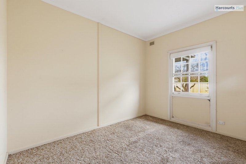 Photo - 6 Elizabeth Road, Christie Downs SA 5164 - Image 7