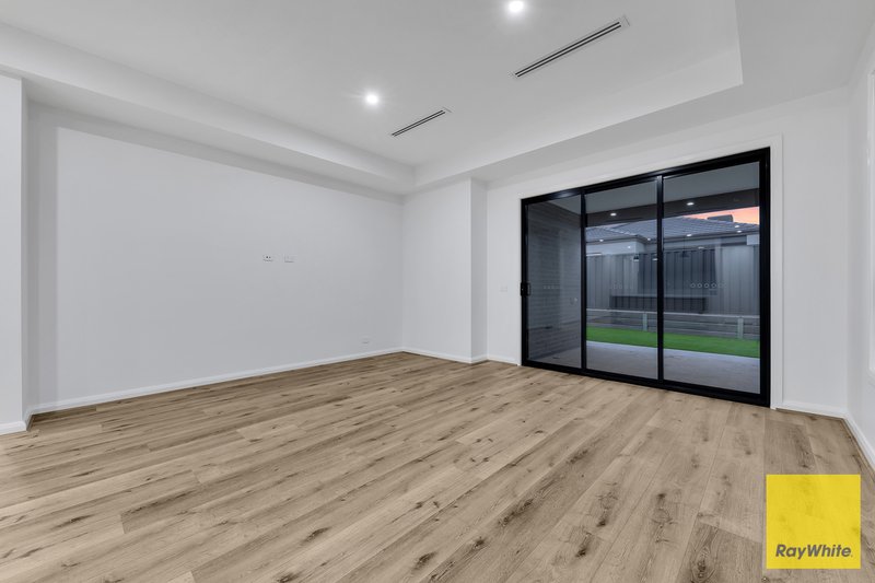 Photo - 6 Eloara Street, Tarneit VIC 3029 - Image 15