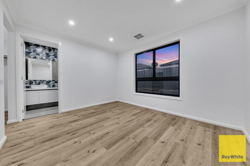 Photo - 6 Eloara Street, Tarneit VIC 3029 - Image 17