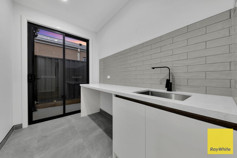 Photo - 6 Eloara Street, Tarneit VIC 3029 - Image 27