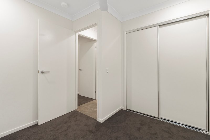 Photo - 6 Elon Street, Park Ridge QLD 4125 - Image 9