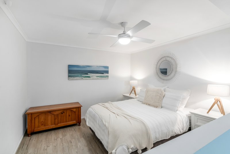 Photo - 6 Elowra Court, Tugun QLD 4224 - Image 18