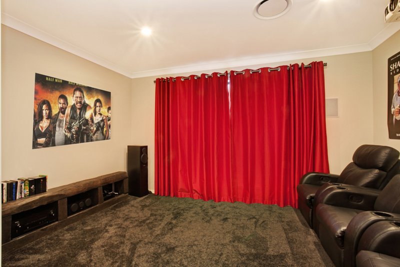 Photo - 6 Els Court, North Lakes QLD 4509 - Image 8