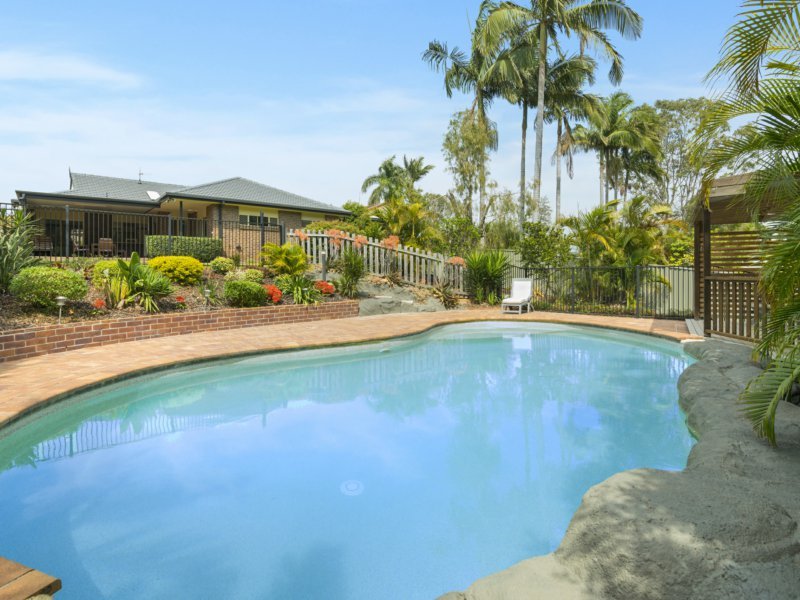 6 Elsemore Court, Carrara QLD 4211