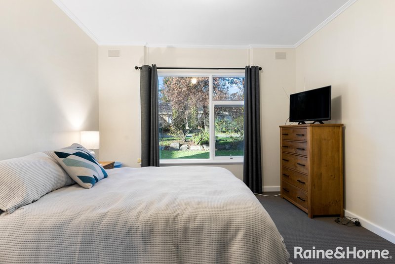 Photo - 6 Elsworth Drive, Banksia Park SA 5091 - Image 6