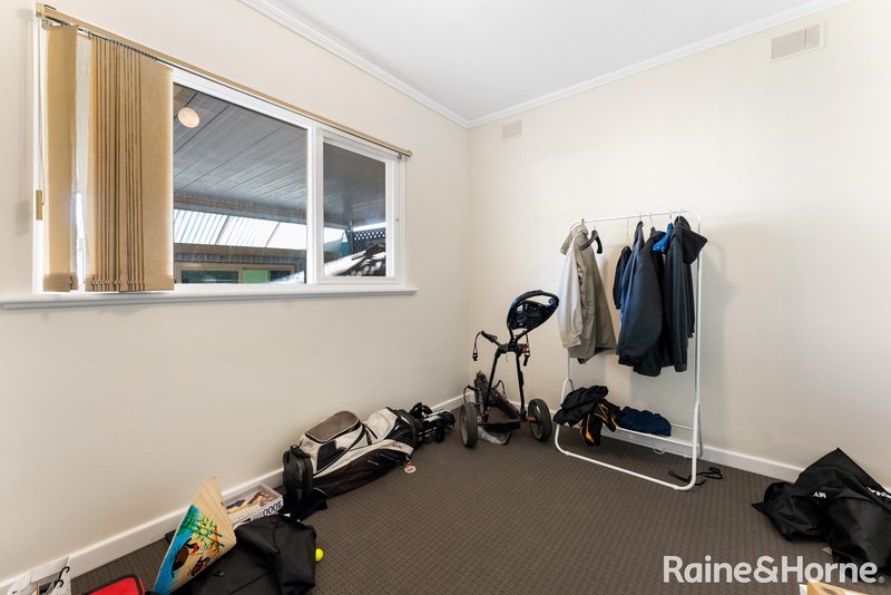 Photo - 6 Elsworth Drive, Banksia Park SA 5091 - Image 17