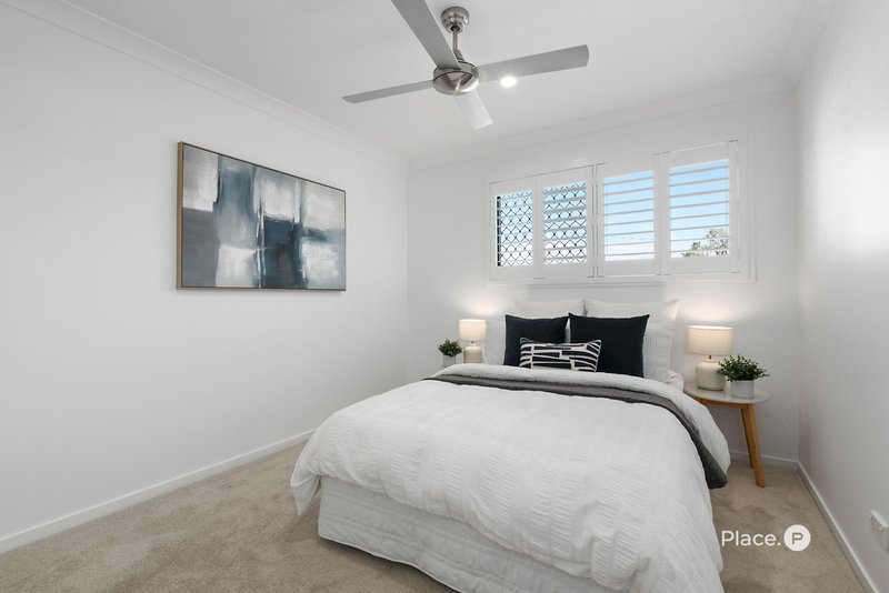 Photo - 6 Embie Street, Holland Park West QLD 4121 - Image 16