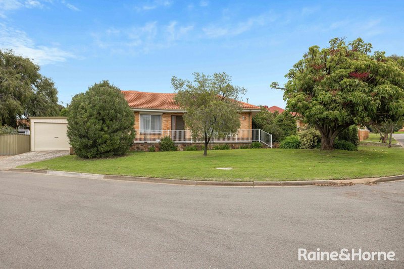 6 Emerald Road, Morphett Vale SA 5162