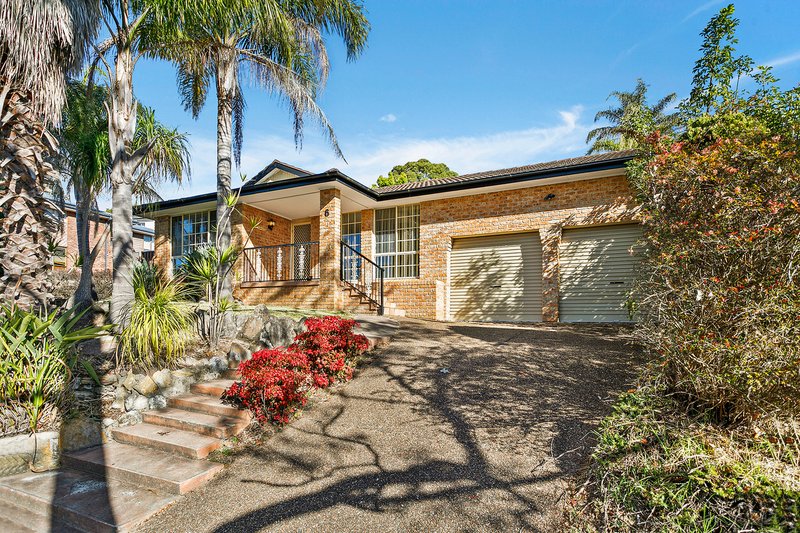 Photo - 6 Emerson Place, Menai NSW 2234 - Image 2