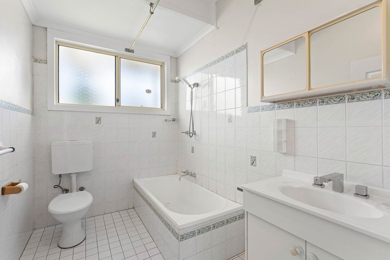 Photo - 6 Emmerson Street, Goulburn NSW 2580 - Image 13