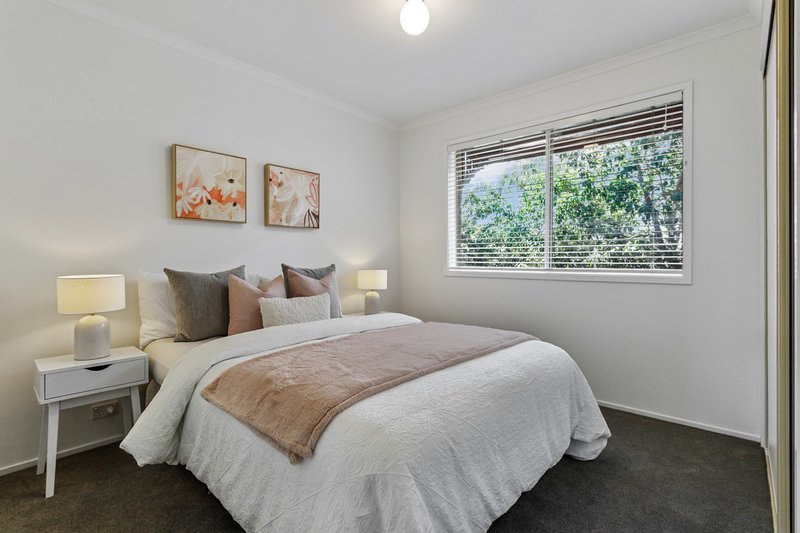 Photo - 6 Enfield Place, Forest Hill VIC 3131 - Image 8