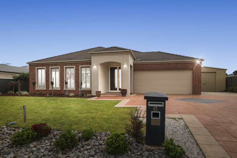 6 Eppalock Drive, Manor Lakes VIC 3024