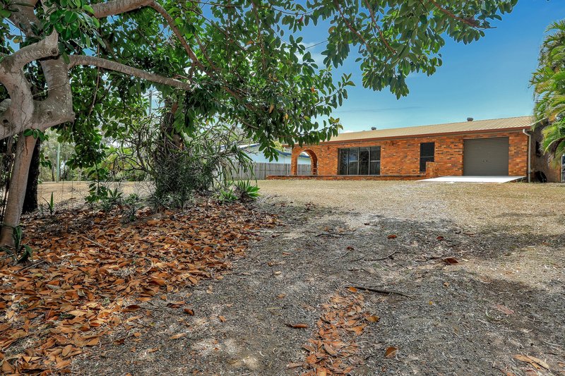 Photo - 6 Esplanade , Point Vernon QLD 4655 - Image 4