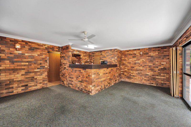 Photo - 6 Esplanade , Point Vernon QLD 4655 - Image 9