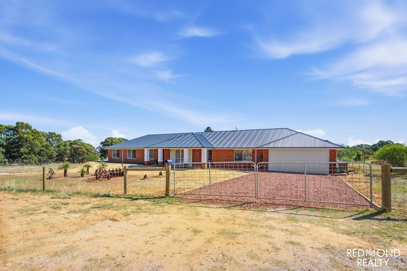 Photo - 6 Eurambeen Court, Gingin WA 6503 - Image 2