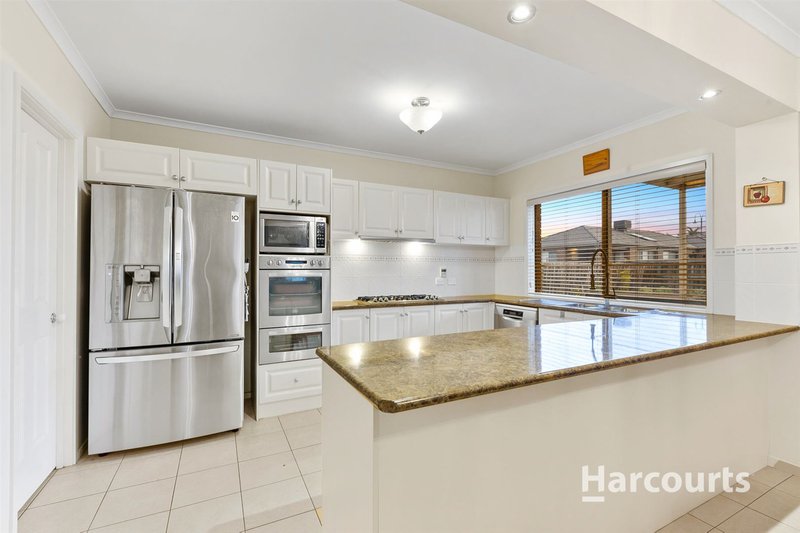 Photo - 6 Evergreen Court, Taylors Hill VIC 3037 - Image 2