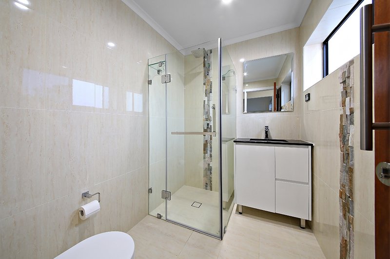 Photo - 6 Everitt Place, Strathfield South NSW 2136 - Image 6