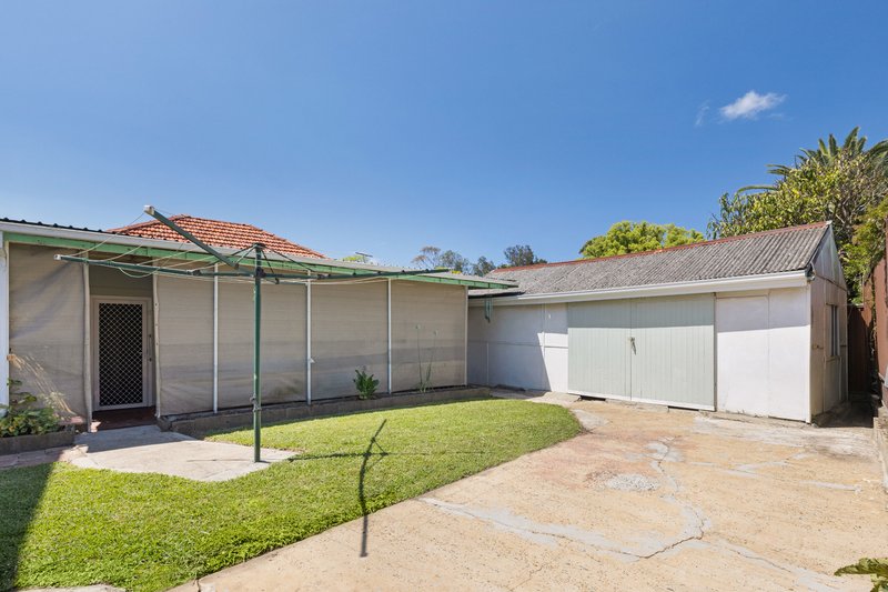 Photo - 6 Excelsior Avenue, Belfield NSW 2191 - Image 8