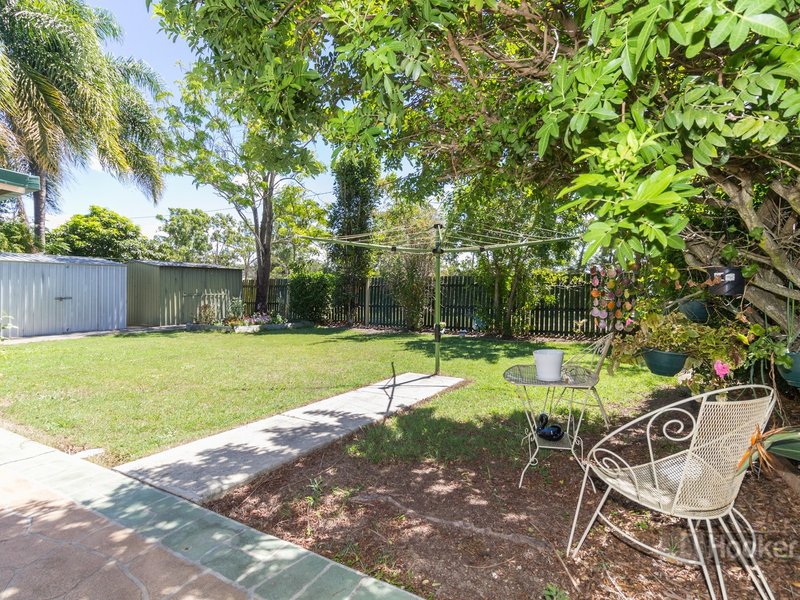 Photo - 6 Fairbairn Street, Marsden QLD 4132 - Image 2