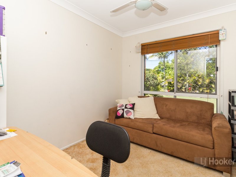 Photo - 6 Fairbairn Street, Marsden QLD 4132 - Image 9