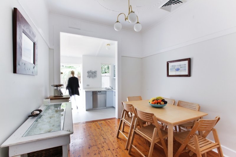 Photo - 6 Fairlight Street, Manly NSW 2095 - Image 2