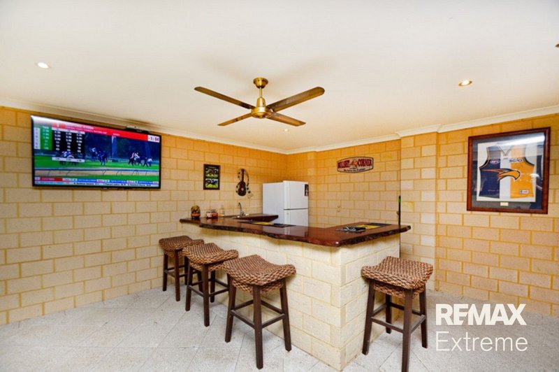 Photo - 6 Fairway Court, Woodridge WA 6041 - Image 6