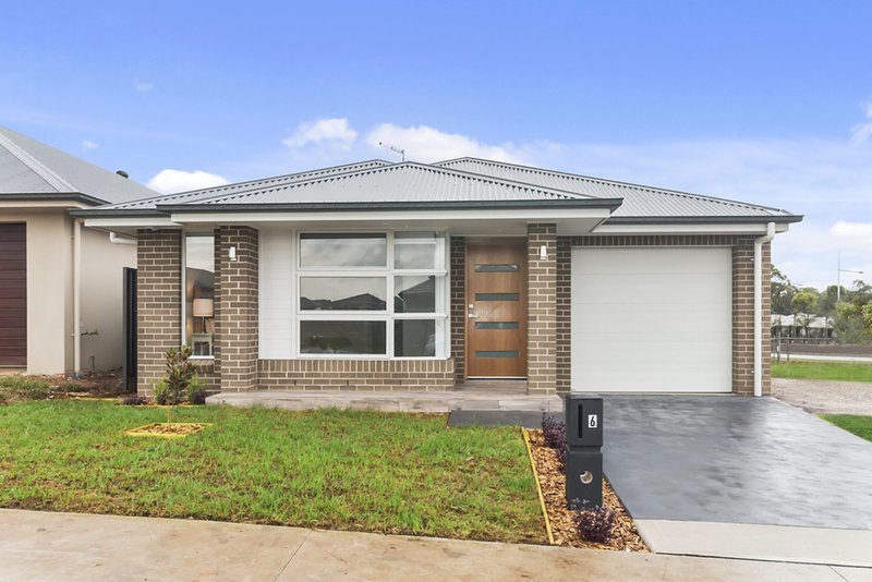 6 Fanflower Ave , Denham Court NSW 2565