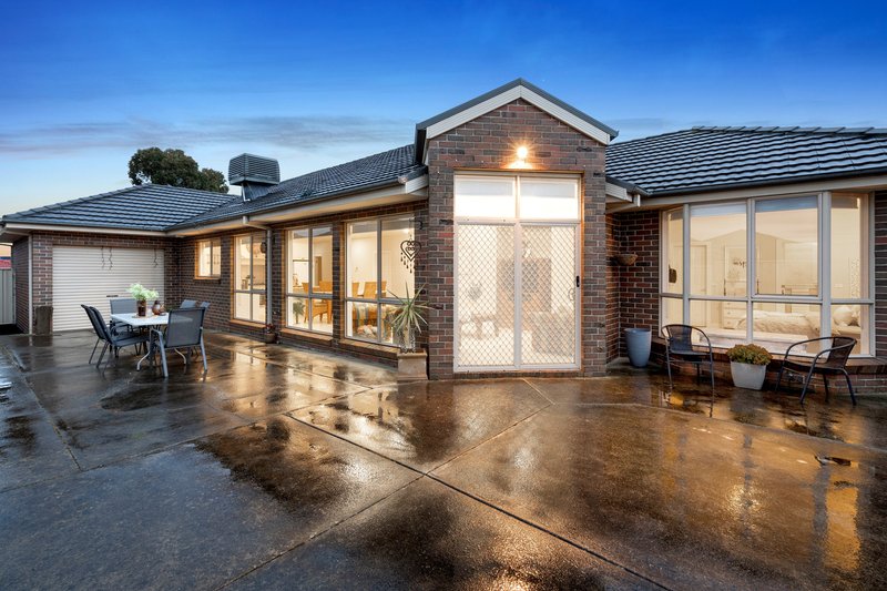 Photo - 6 Farnham Court, Craigieburn VIC 3064 - Image 15