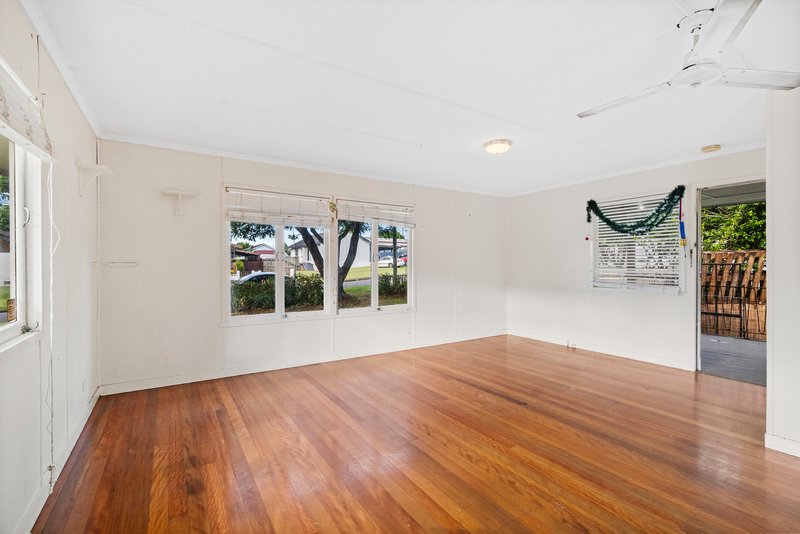 Photo - 6 Farrar Street, Acacia Ridge QLD 4110 - Image 7