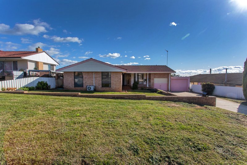 6 Farrer Street, Cowra NSW 2794