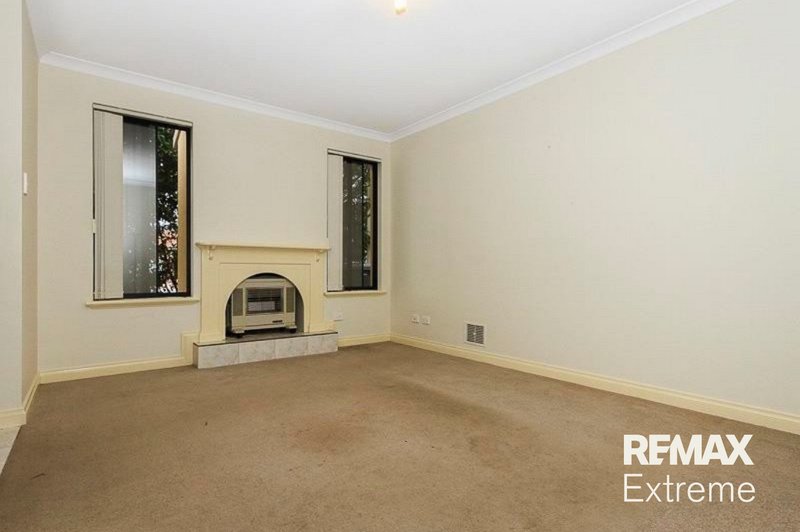 Photo - 6 Farris Street, Innaloo WA 6018 - Image 6
