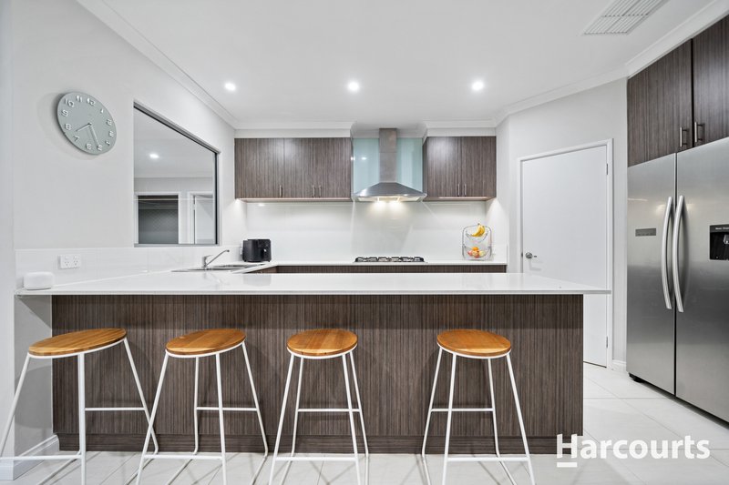 Photo - 6 Featherleaf Elbow , Banksia Grove WA 6031 - Image 17