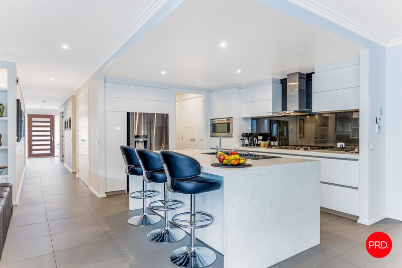 Photo - 6 Fellows Place, Maiden Gully VIC 3551 - Image 6