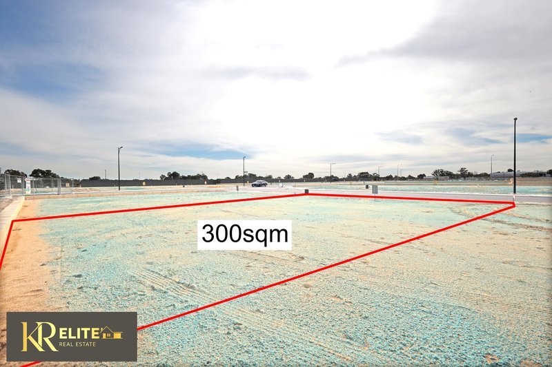 Photo - 6 Fenugreek Road, Piara Waters WA 6112 - Image 2