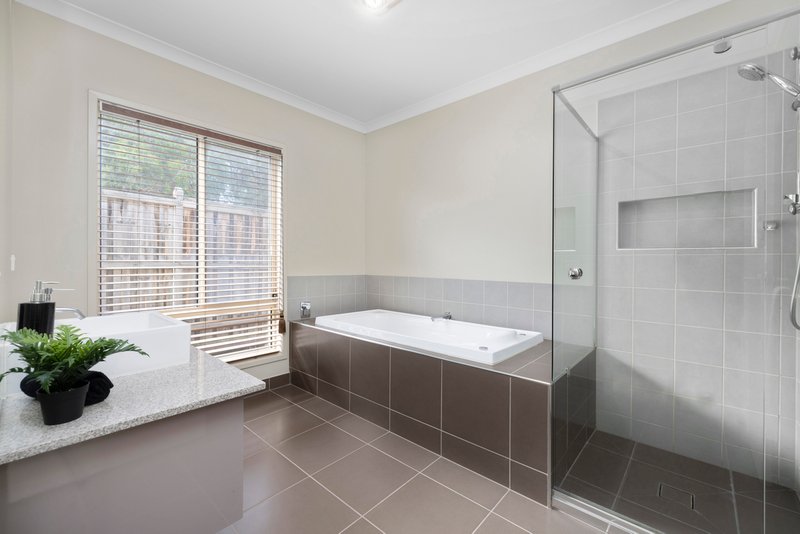 Photo - 6 Fernhill Lane, Bayswater North VIC 3153 - Image 15