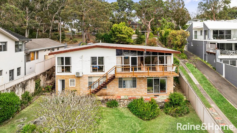 Photo - 6 Fernleigh Road, Caringbah South NSW 2229 - Image 6