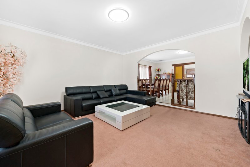 Photo - 6 Fernshaw Street, Thomastown VIC 3074 - Image 2