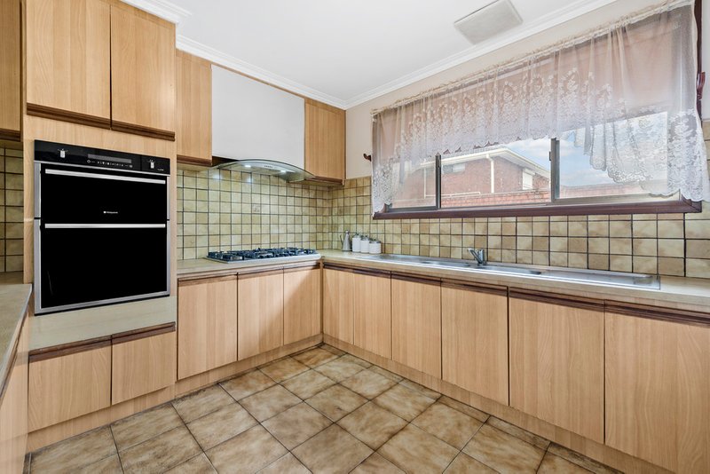 Photo - 6 Fernshaw Street, Thomastown VIC 3074 - Image 5