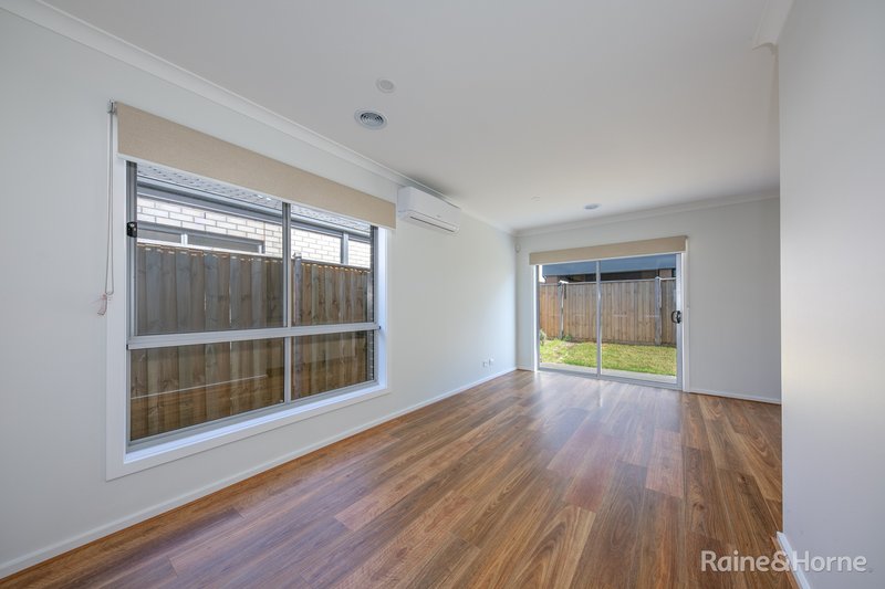 Photo - 6 Fernside Drive, Diggers Rest VIC 3427 - Image 5