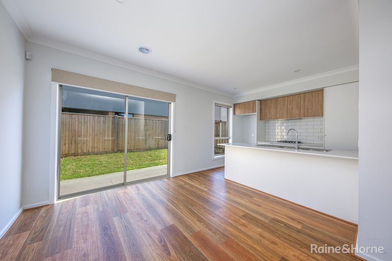 Photo - 6 Fernside Drive, Diggers Rest VIC 3427 - Image 6