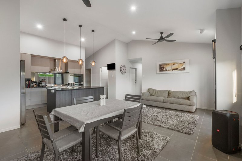 Photo - 6 Ferry Place, Logan Village QLD 4207 - Image 3