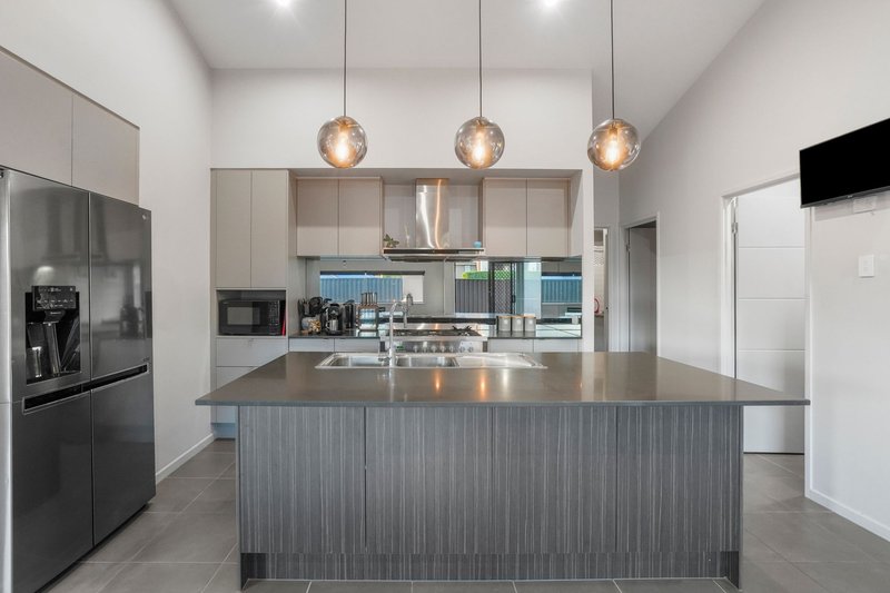 Photo - 6 Ferry Place, Logan Village QLD 4207 - Image 4