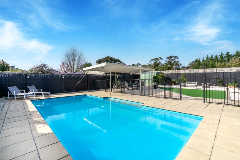 Photo - 6 Fieldwood Lane, Langwarrin VIC 3910 - Image 12