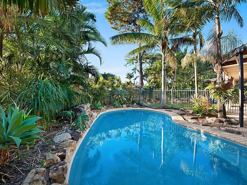 6 Fifth Avenue, Marcoola QLD 4564