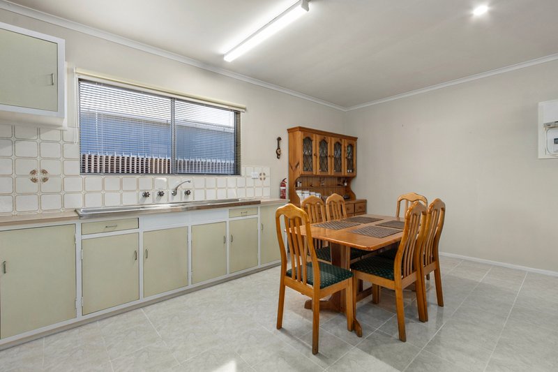 Photo - 6 Fifth Street, Wool Bay SA 5575 - Image 4