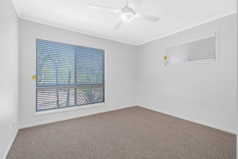 Photo - 6 Finnegan Street, Rothwell QLD 4022 - Image 9