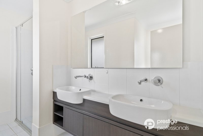 Photo - 6 Firebrick Road, Moorebank NSW 2170 - Image 8