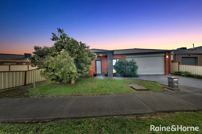 6 Fishburn Grove, Harkness VIC 3337